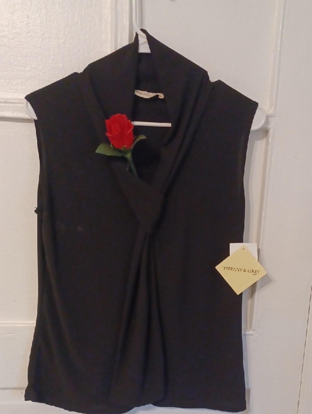 Black Sleeveless Twist-Front Women's Top Size Petitle L